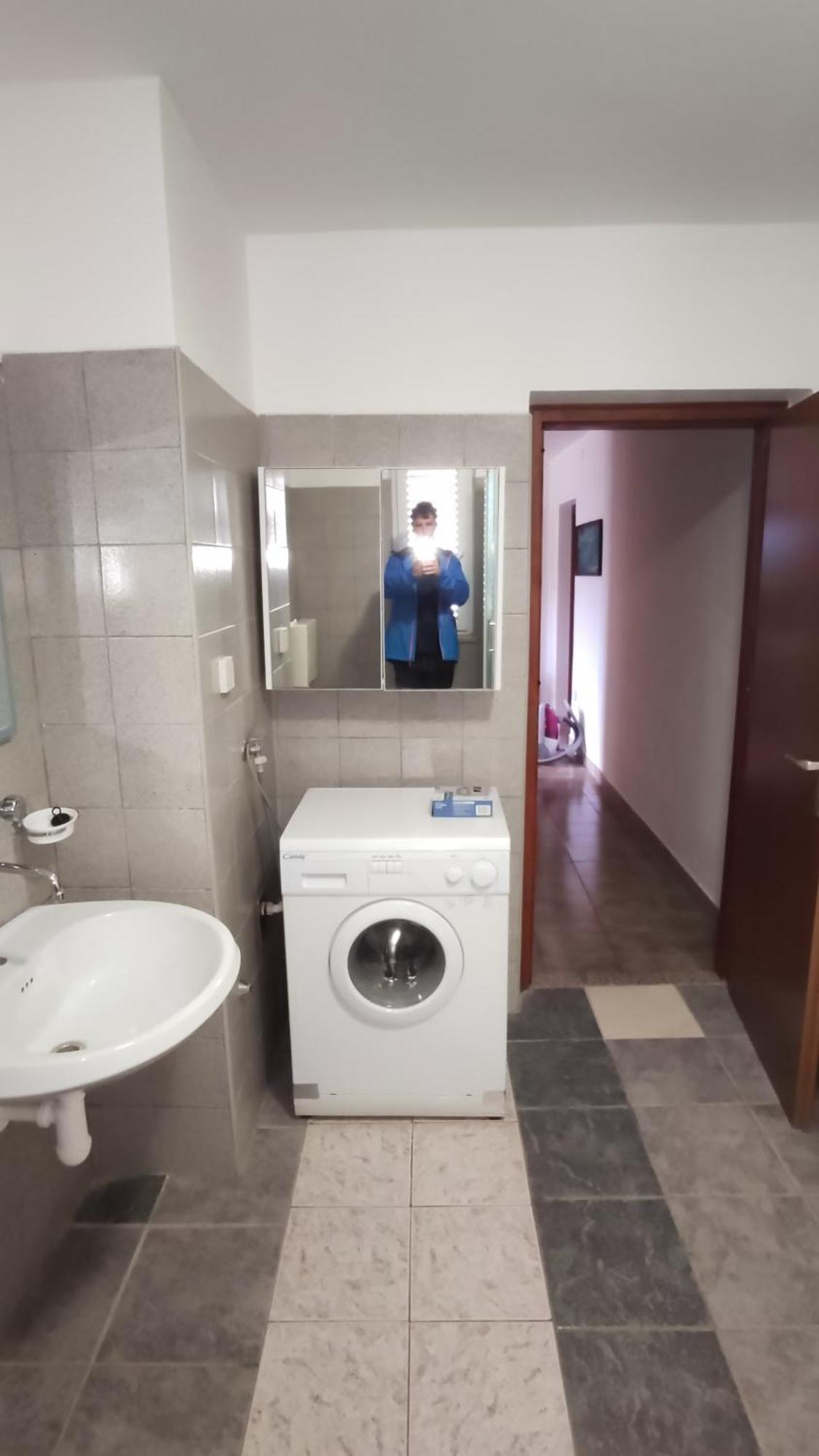 דירות לאבין Ema מראה חיצוני תמונה